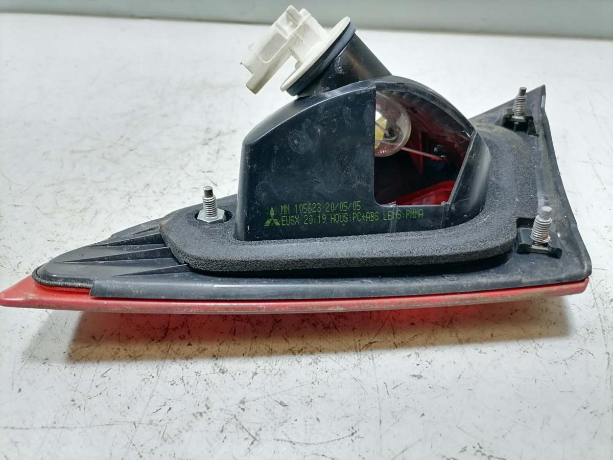 Mitsubishi Colt Z30 original R&uuml;cklicht R&uuml;ckleuchte links innen 3 T&uuml;rer BJ05